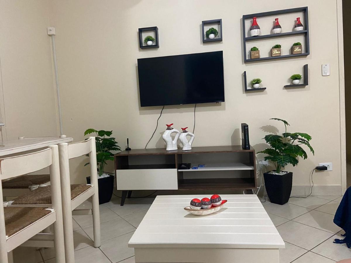 Apartamento Encantador No Guaruja, Praia Da Enseada - Apenas 600M Da Praia ! Buitenkant foto